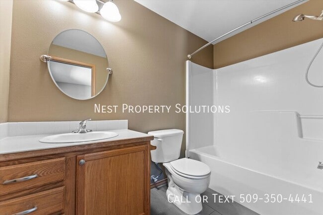 Building Photo - 812 Sage Bay Dr