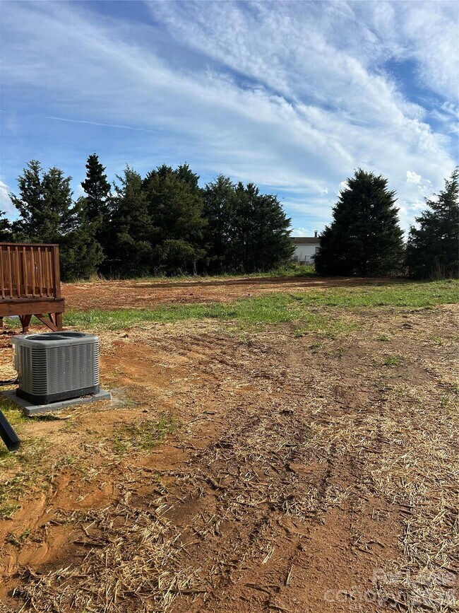 Building Photo - 128 Gatewood Dr