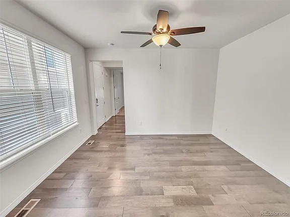 Building Photo - 14880 Chicago St