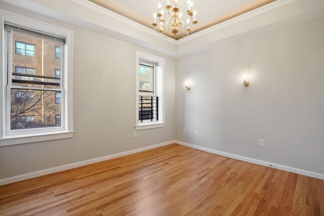 Building Photo - 617 Massachusetts Ave