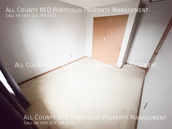 Building Photo - 522 Warwick Ln