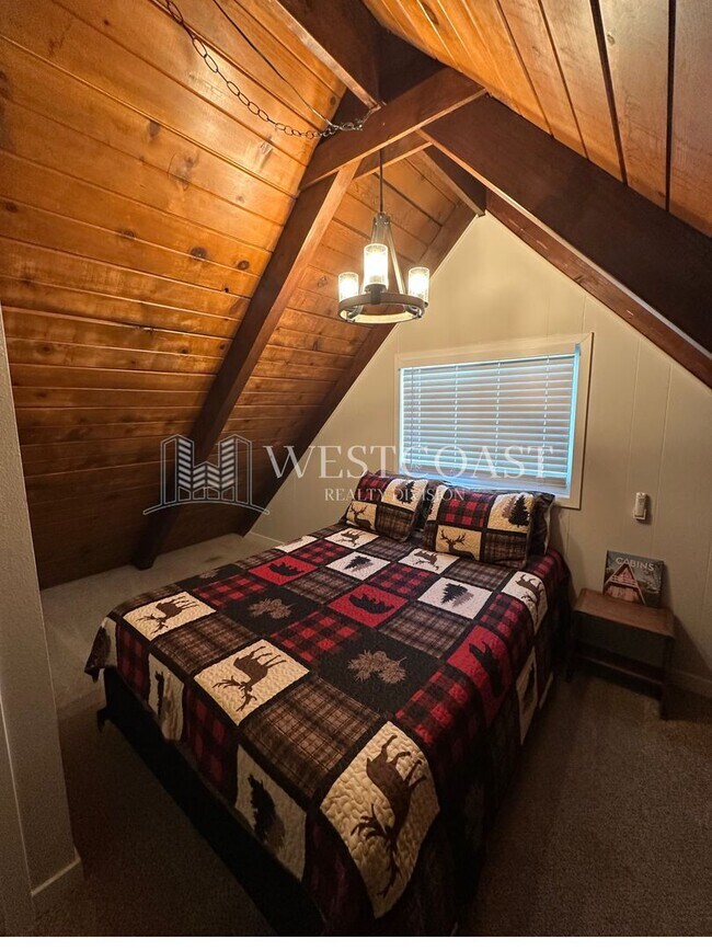 Building Photo - Charming Big Bear Retreat – Cozy 2-Bed Cab...