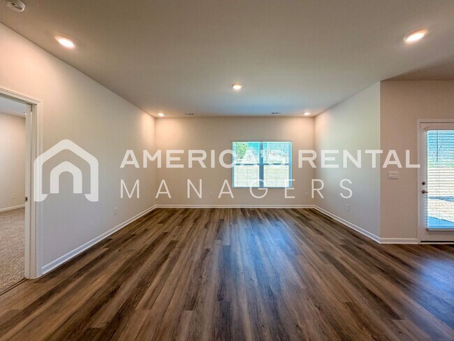 Building Photo - Move-in Special! New Construction Home for Rent in Owens Cross Roads, AL! Sign a 13-month lease b...