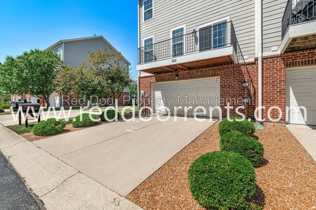 Building Photo - 13340 E Golden Gate Dr
