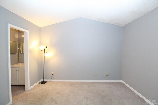 Building Photo - 3839 Spanish Trail