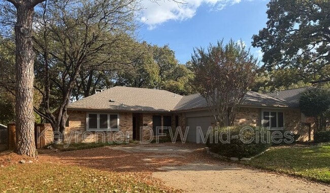 Primary Photo - 2908 Old Mill Run