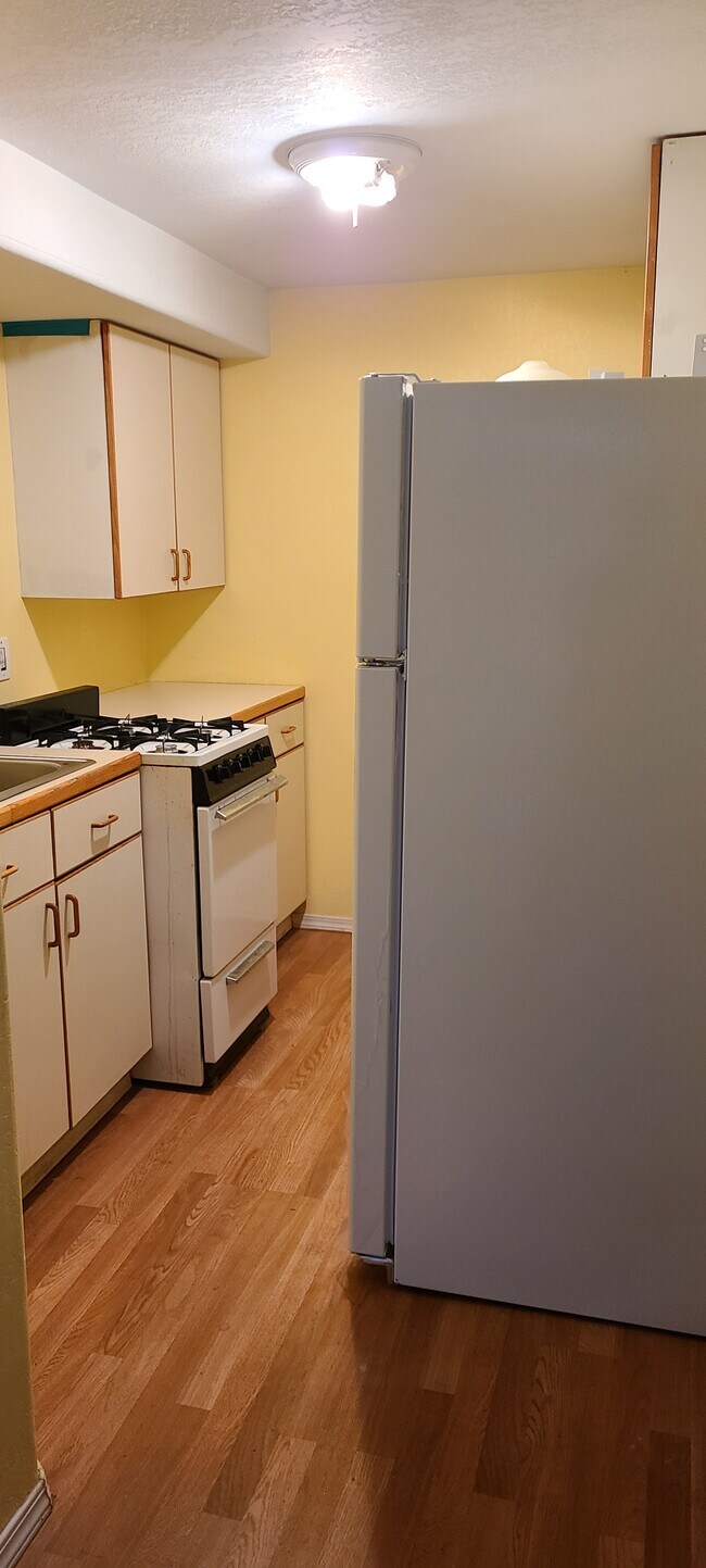 Building Photo - 1023 7th Ave N