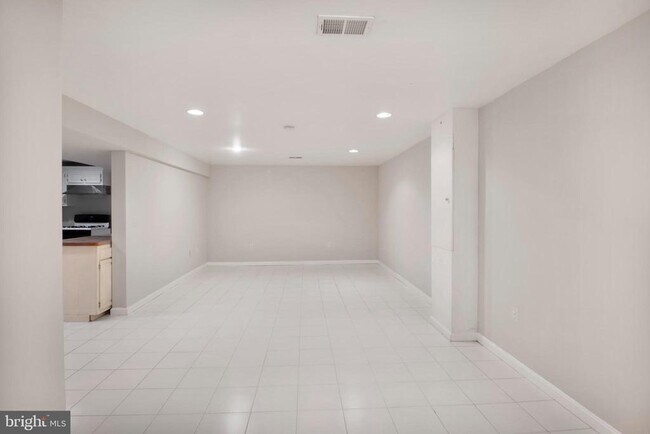 Building Photo - 13920 Wagon Way