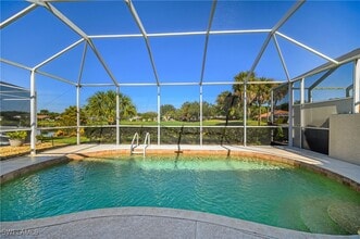 Building Photo - 2045 Crestview Way