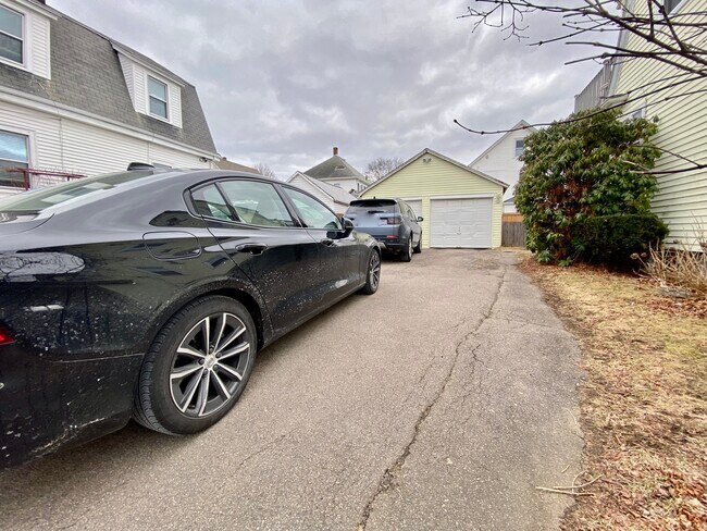 Building Photo - 482 Beale St