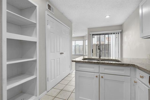 Building Photo - 521 Ranch Trail