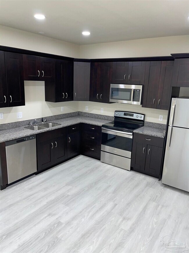 Building Photo - 1907 Doctor M.L.K. Jr Dr