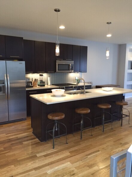 Kitchen - 917 Westbrook Drive