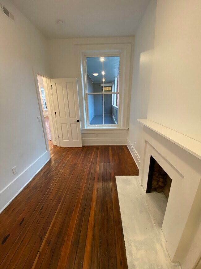 Building Photo - 1928 Colerain Ave