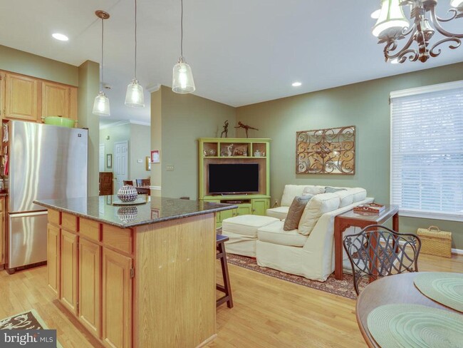 Building Photo - 11300 Fairwind Way