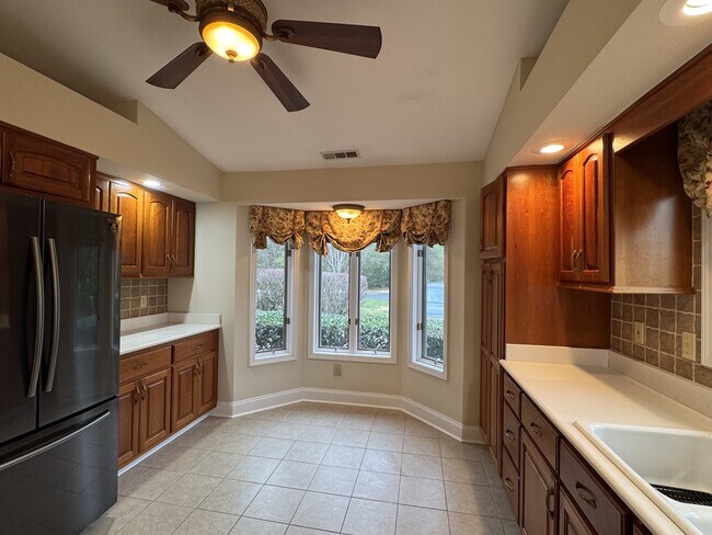 Building Photo - 128 Bokoshe Cir