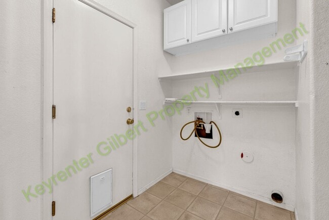 Building Photo - Lovely 3 bed/2 bath Gilbert Home in Higley Groves