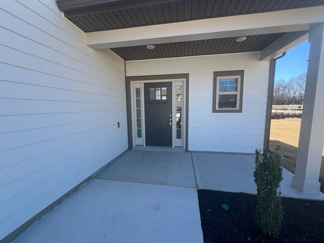 Building Photo - 41 Country Cir