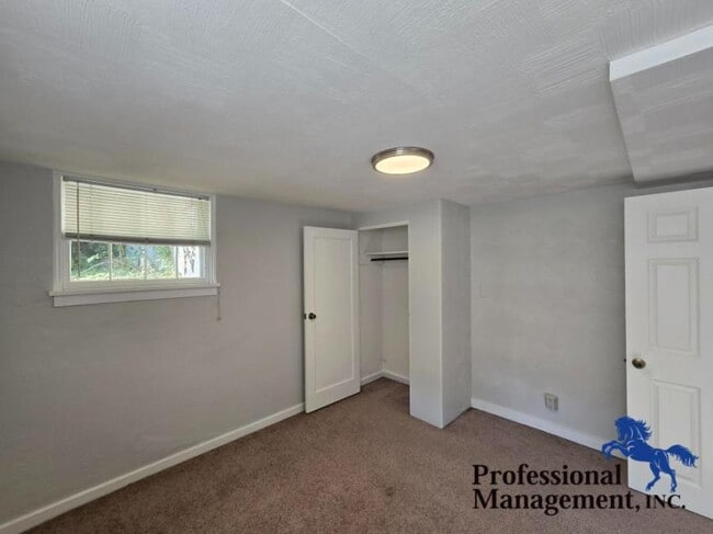 Building Photo - 2 bedroom in Billings MT 59101