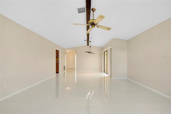 Building Photo - 49 Sandstone Cir