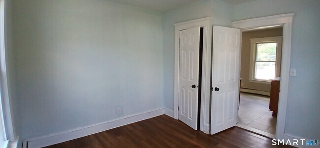 Building Photo - 82 Wolcott Ave