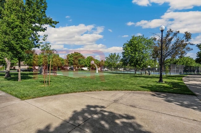 Building Photo - 9836 Tundra Swan Cir