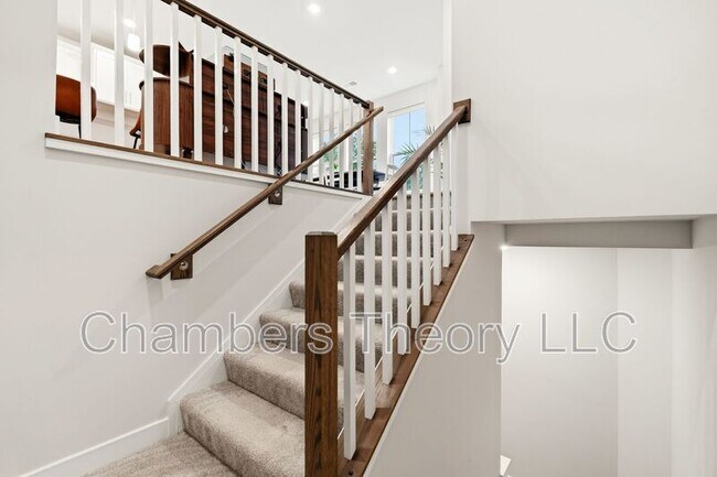 Building Photo - 20851 Owenmore Ter