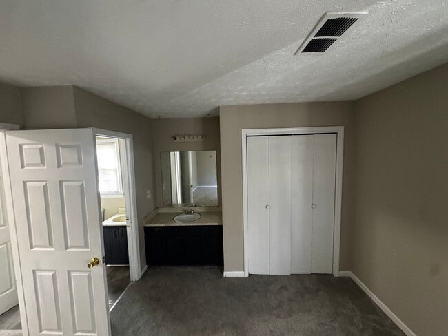 Building Photo - Room in Townhome on Cedar Creek Ct NW