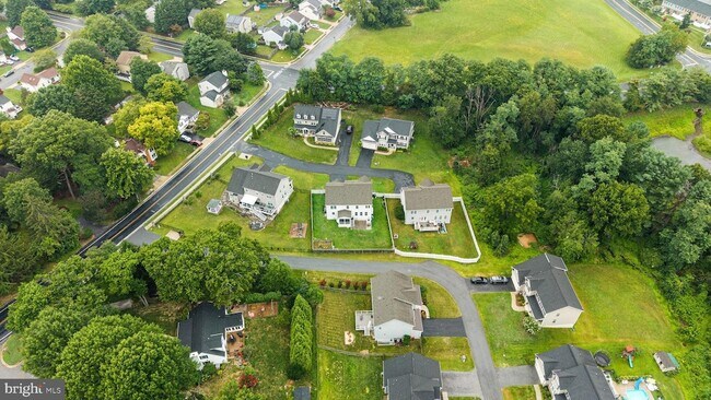 Building Photo - 945 Kayley Dr
