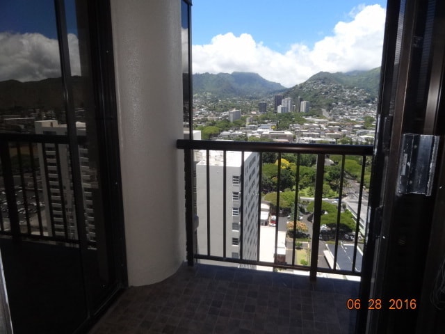 Building Photo - HONOLULU TOWER 1/1/1, MOUNTAIN VIEWS