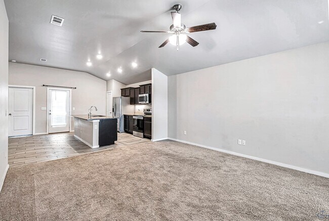 Building Photo - 9115 Ratliff Rdg