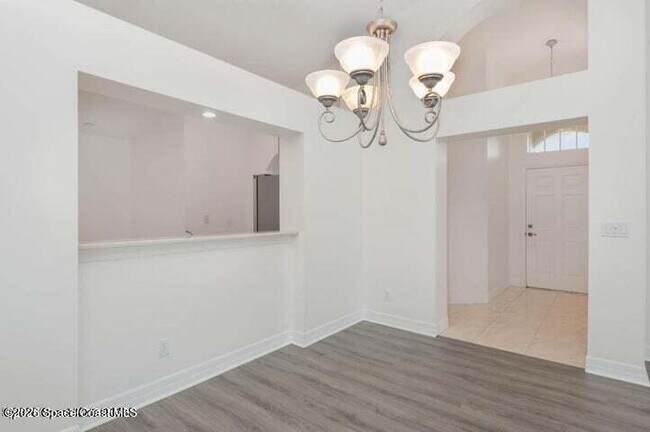 Building Photo - 421 Moray Pl