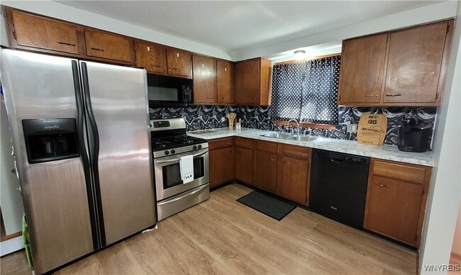 Building Photo - 51 Audet Dr