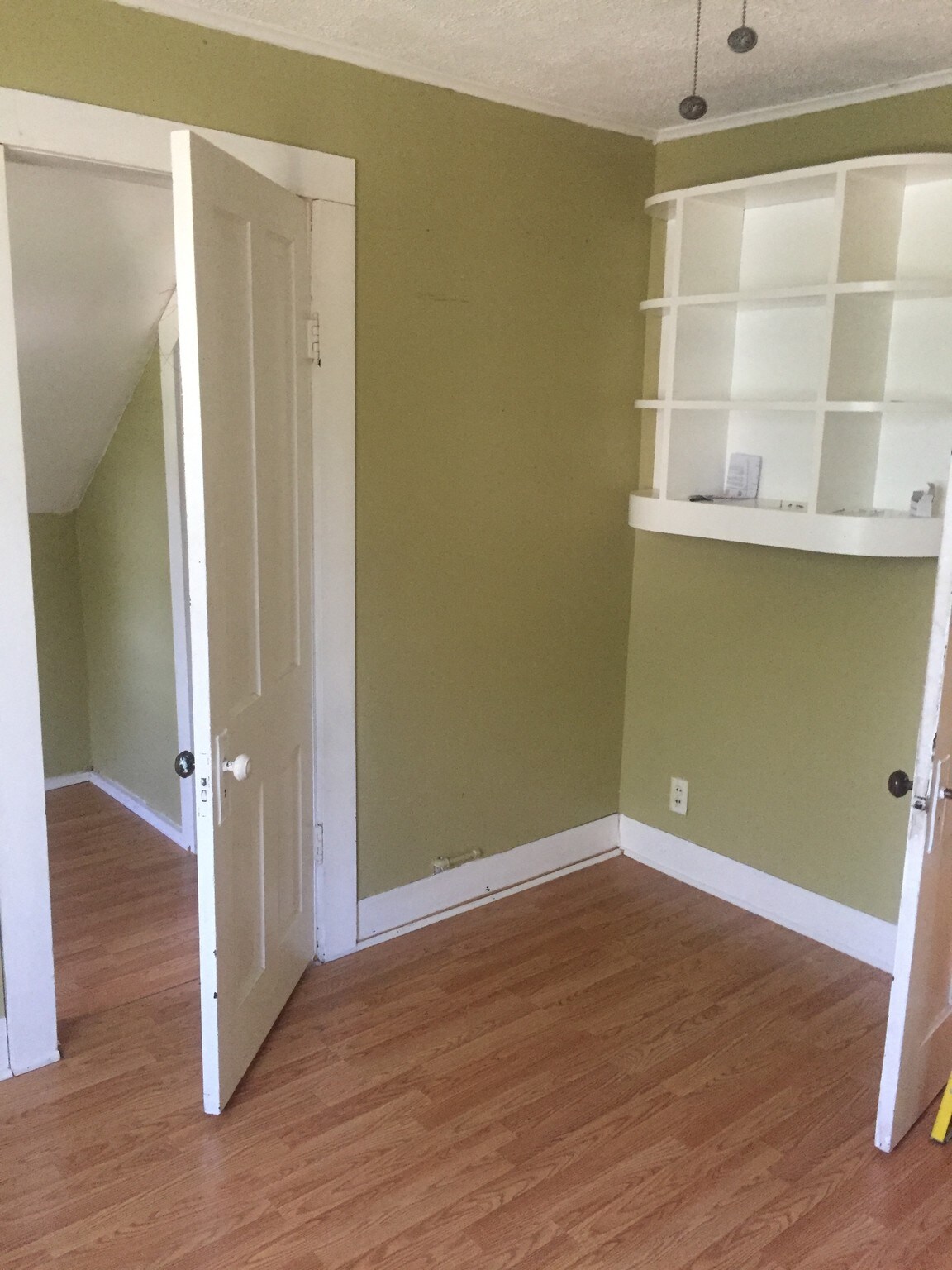 Building Photo - 35 Seel St