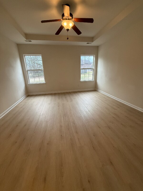 Building Photo - 102 Privett Ct