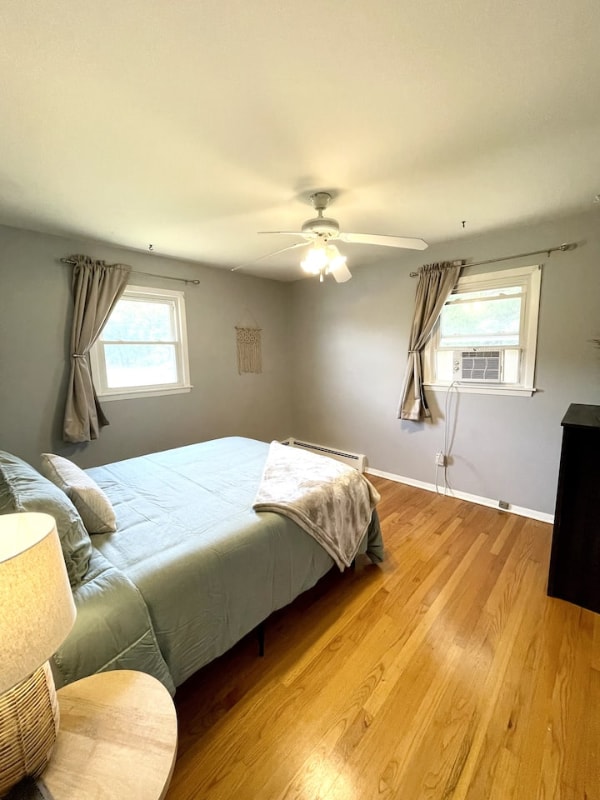 Building Photo - 2328 S Syene Rd