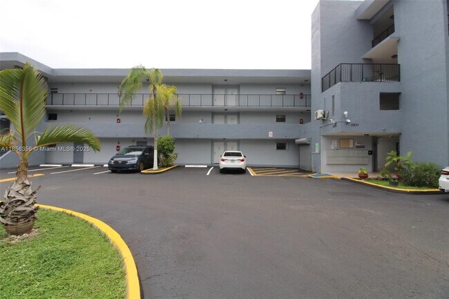 Building Photo - 13870 SW 62nd St