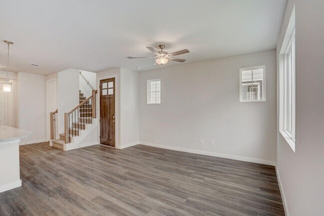 Building Photo - 1520 Red Acer Dr