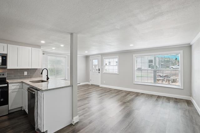 Building Photo - 3620 Stadium Dr