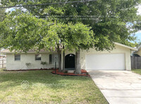 Building Photo - 10845 124th Ave N