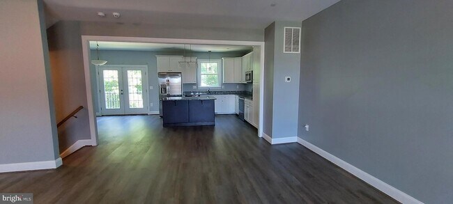 Building Photo - 1056 Rye Dr