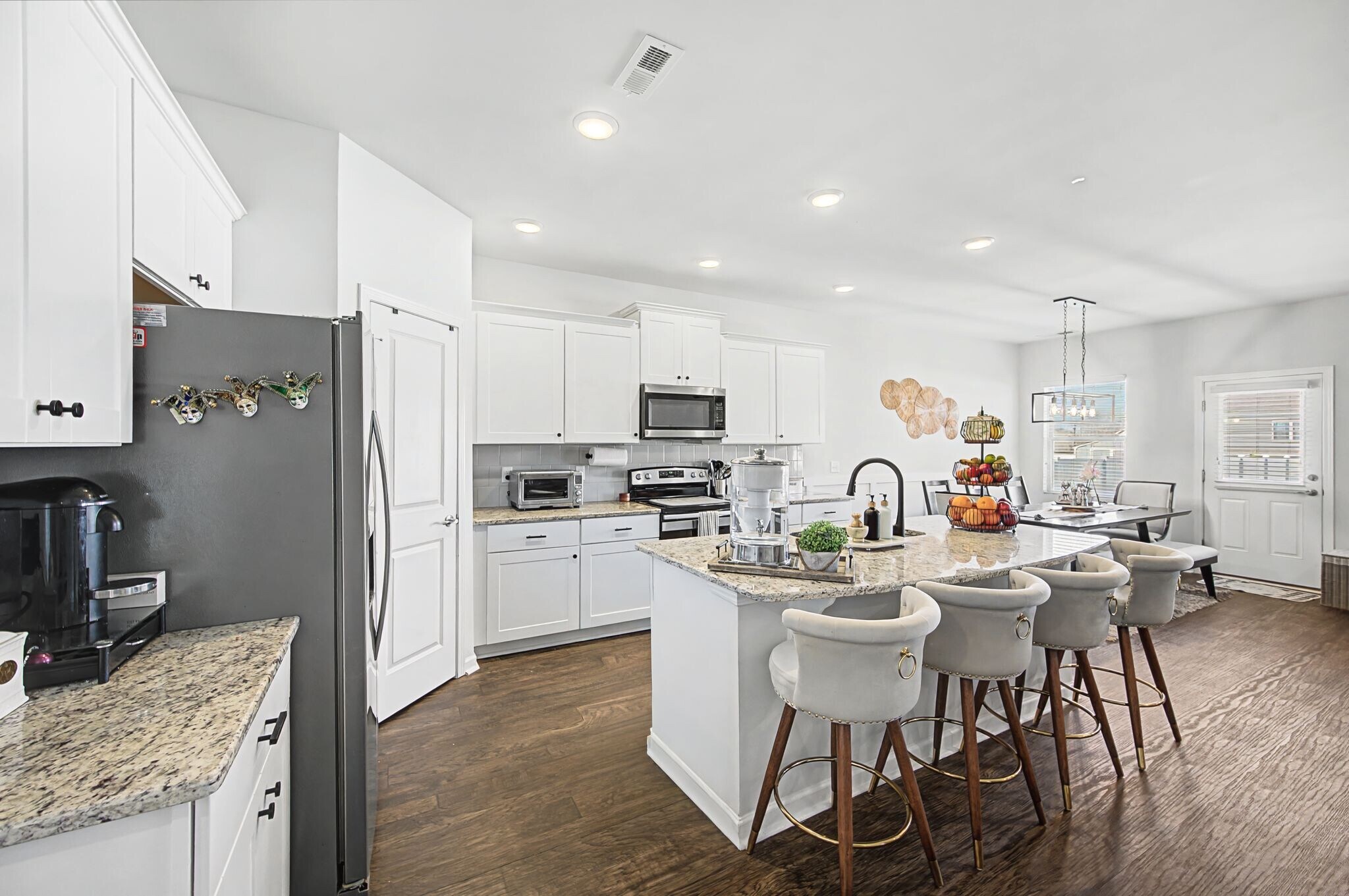 Building Photo - 2784 Nottingham Dr