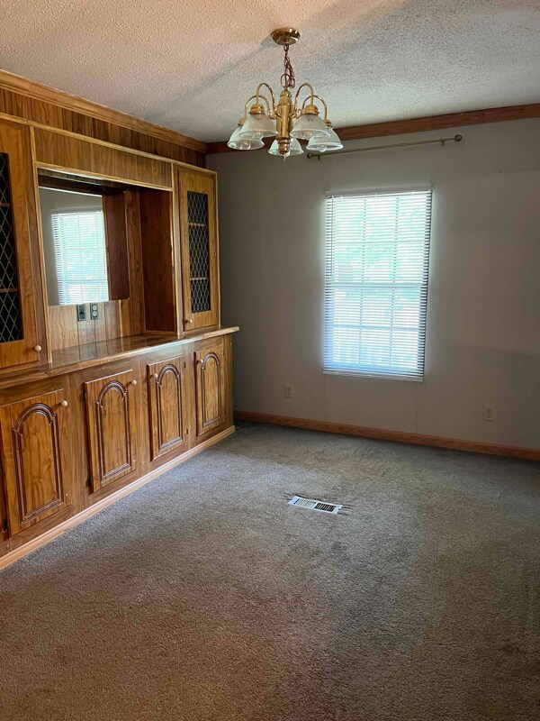 Building Photo - 268 Seymour Dr S