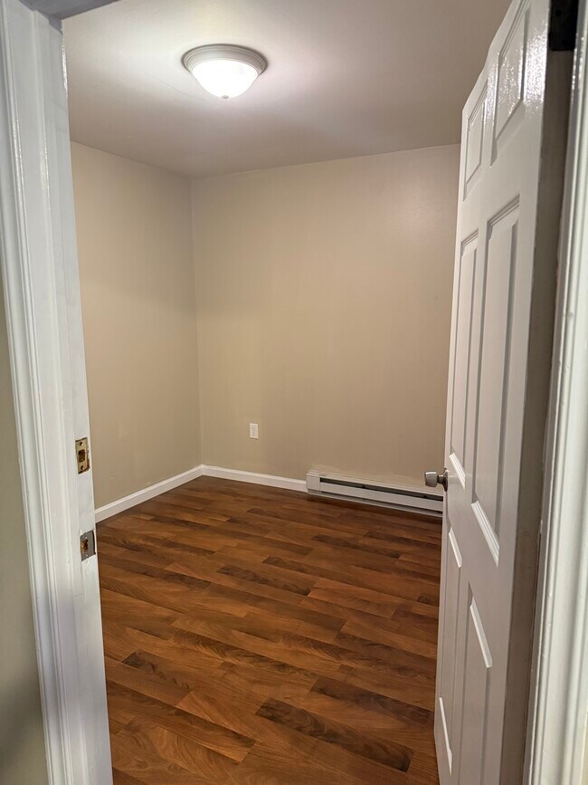 Building Photo - Philo