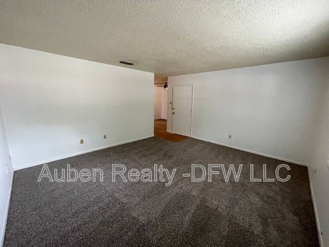 Building Photo - 1510 Blackwell Dr