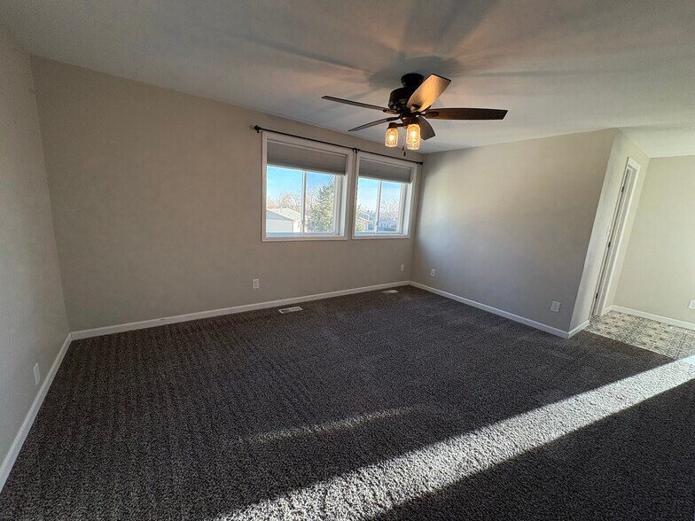 Building Photo - 2435 Piros Dr