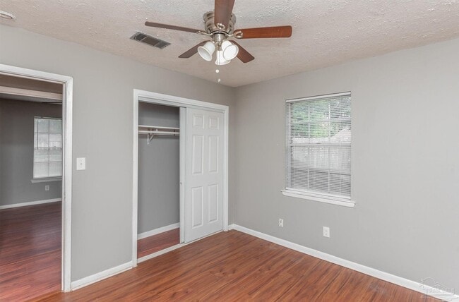 Building Photo - 525 Quigley Rd