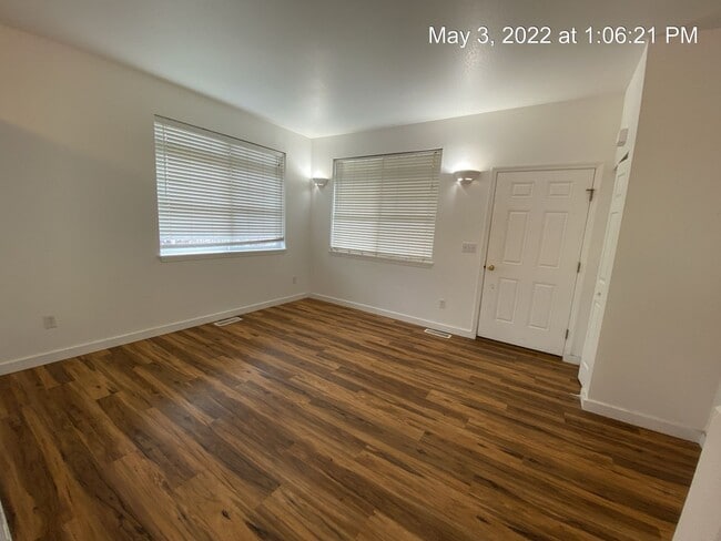 Building Photo - Beautiful Spacious House- Near Harvest Creek!