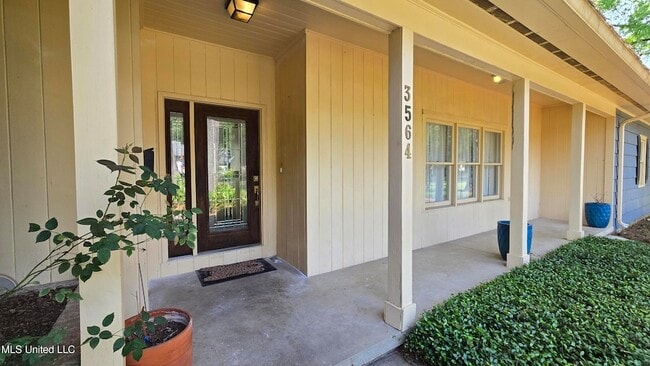 Building Photo - 3564 Cowan Pl