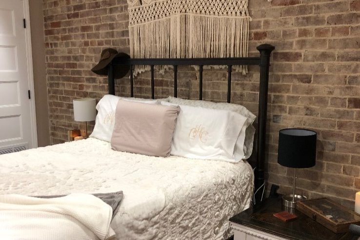 Building Photo - 107 W Columbia St